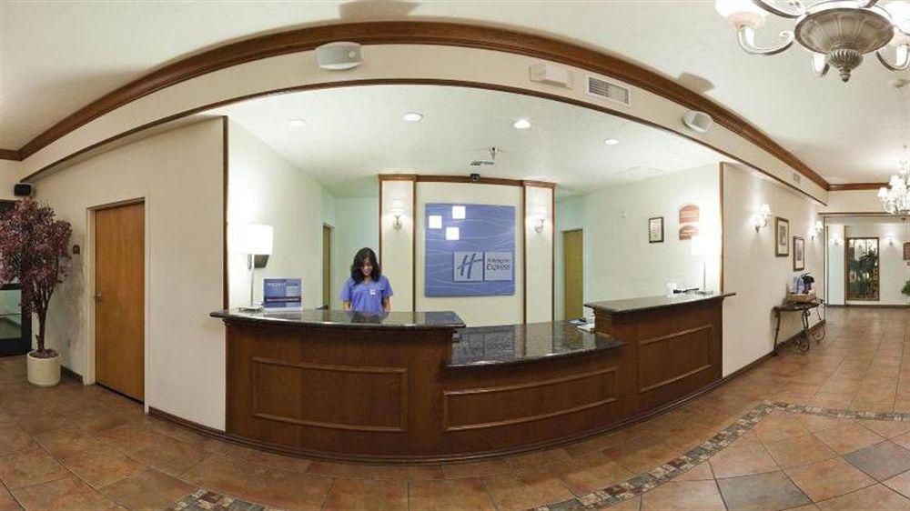 Holiday Inn Express Kingman By Ihg Экстерьер фото
