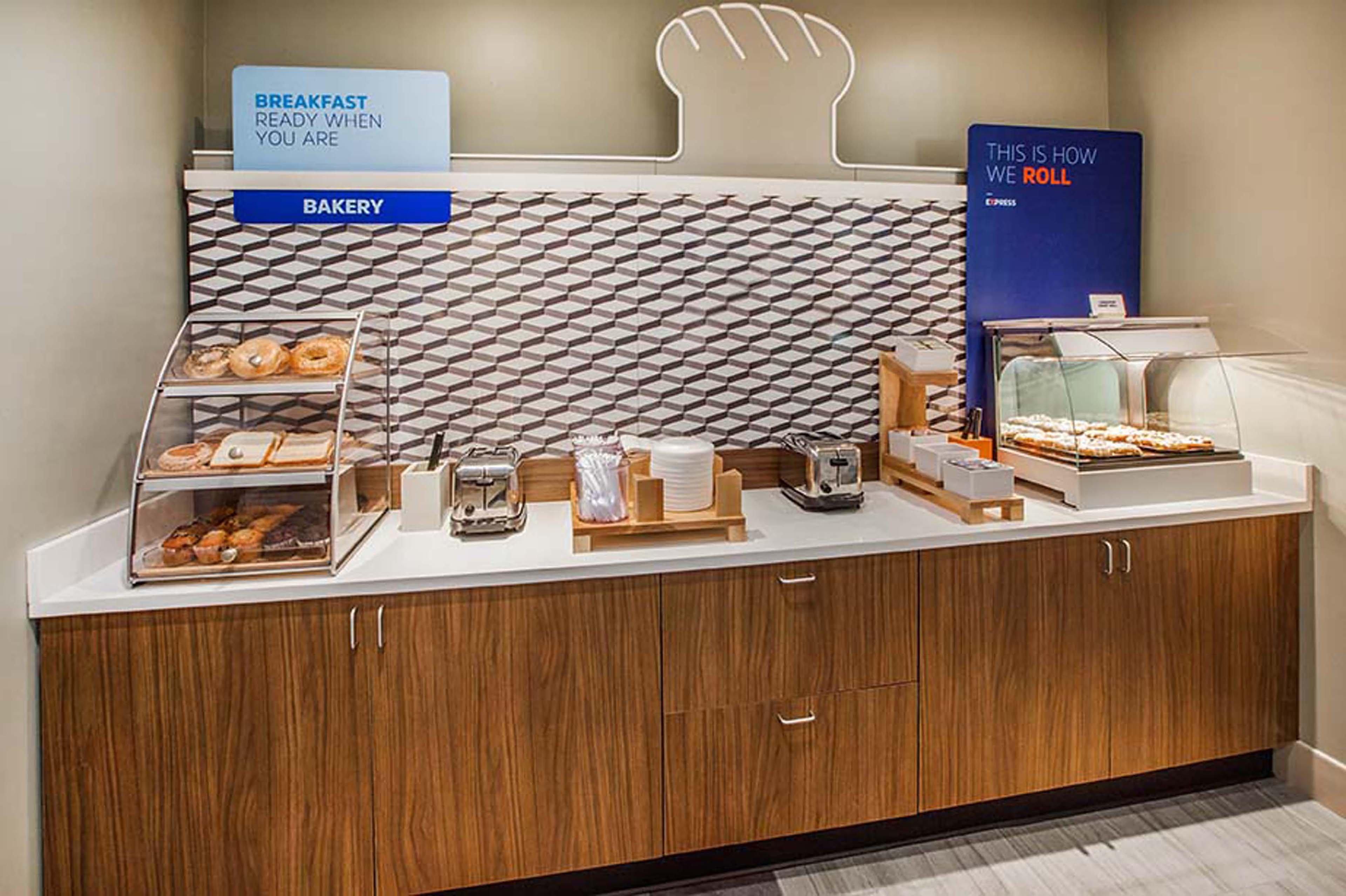 Holiday Inn Express Kingman By Ihg Экстерьер фото