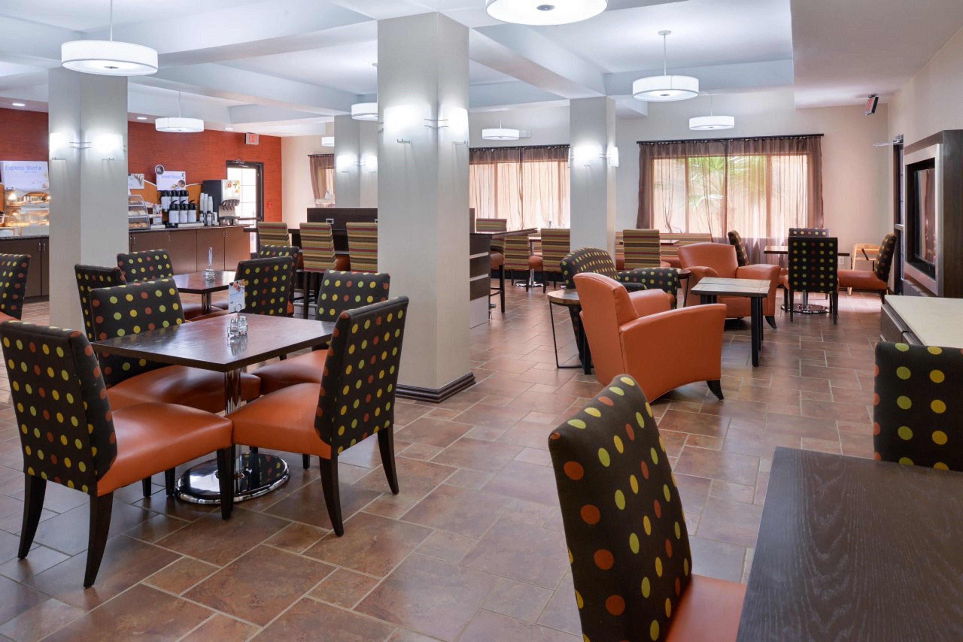 Holiday Inn Express Kingman By Ihg Экстерьер фото